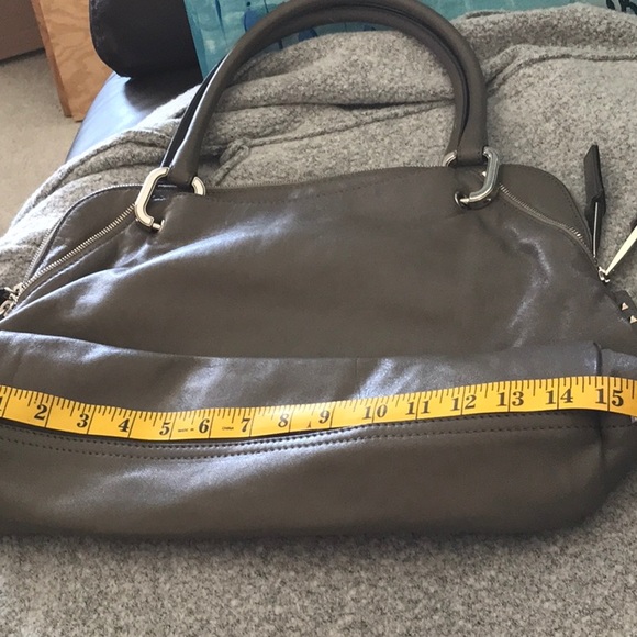 Marc Jacobs Leather Handbag - Picture 9 of 12